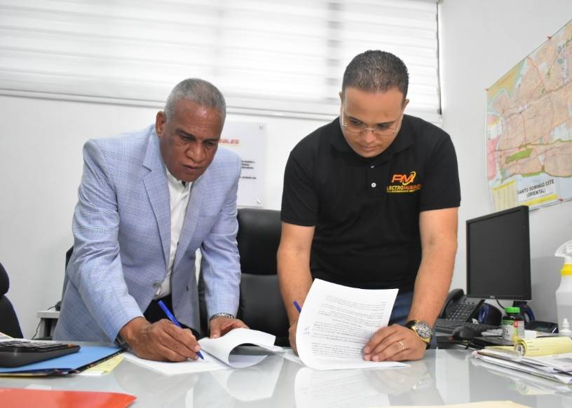 Cooperativa de Ligas y Clubes firma acuerdo con SRL