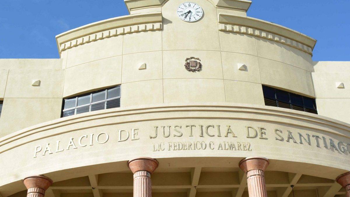 Poder Judicial suspende colaboradores en Santiago por supuestas faltas graves