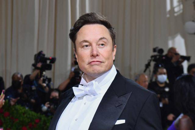 Elon Musk: ¨La pandemia le hizo creer a la gente que no es necesario trabajar duro¨