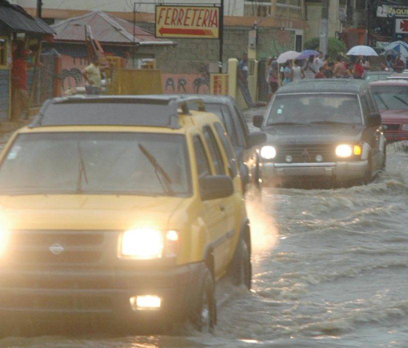COE coloca 7 provincias en alerta verde ante posibles inundaciones por aguaceros