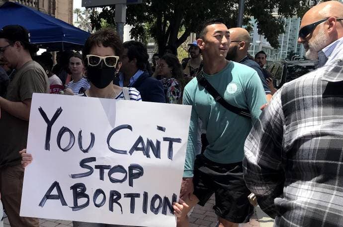¿Qué pasa tras la filtración del fallo del aborto en EE.UU.?
