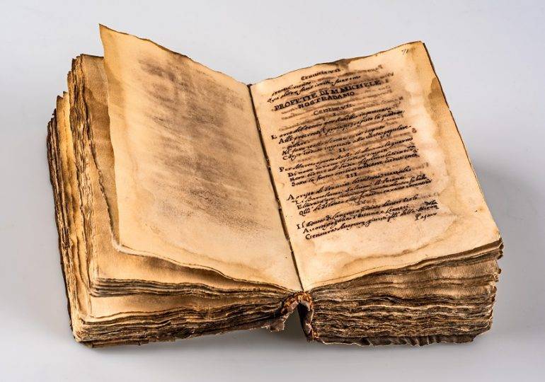 Italia recupera un manuscrito de “Las profecías” de Nostradamus
