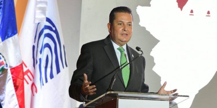 Funcionario OEA alerta de daño a órganos electorales