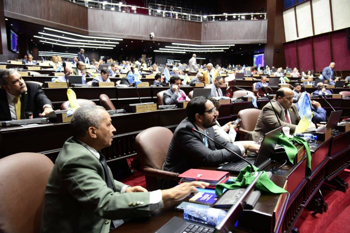 Diputados aprueban proyecto de ley sobre uso de medios digitales en el Poder Judicial