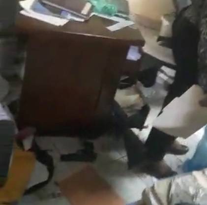 Irrumpen en un tribunal de Haití y saquean oficinas