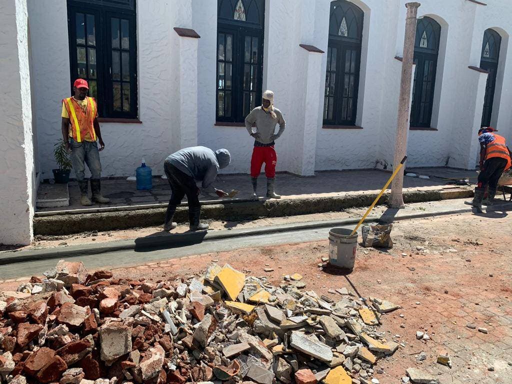 Alcaldía Santiago ejecuta acondicionamiento de cementerios del municipio