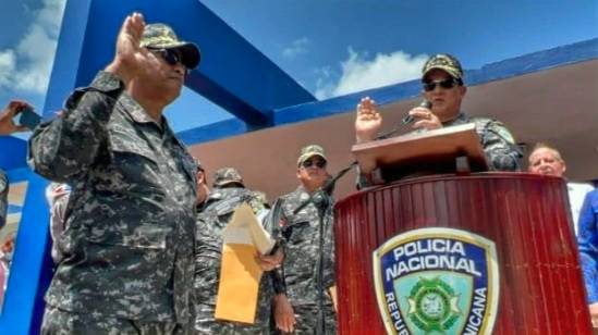 Director de la Policía posesiona nuevo comandante regional Cibao Central￼