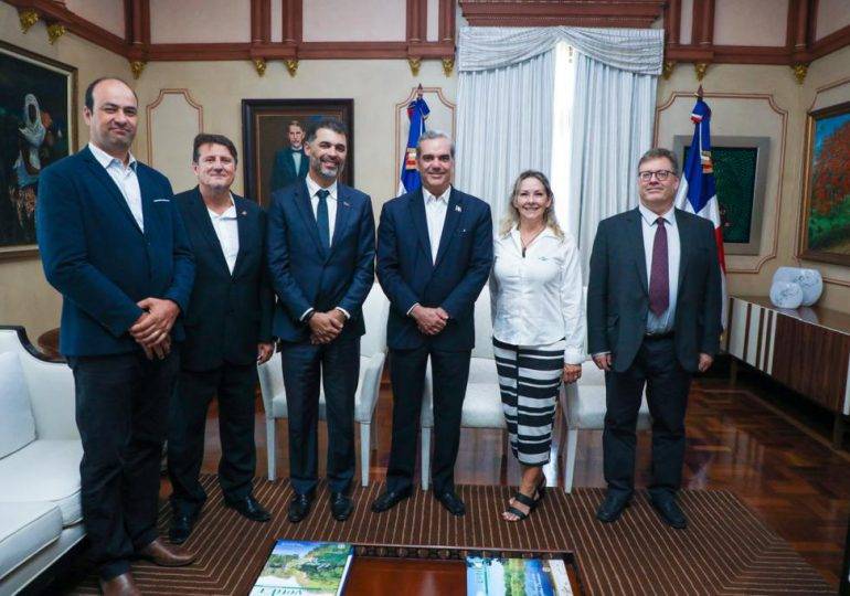 Gobierno dominicano recibe visita misión de Brasil
