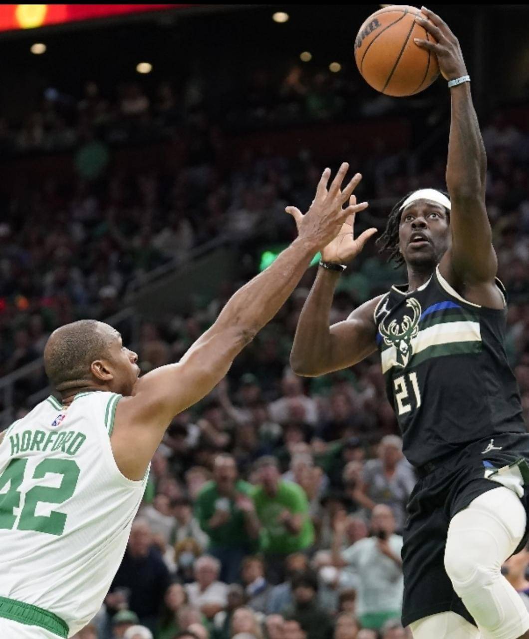 Celtics de Boston y Dallas Mavericks avanzan en playoffs