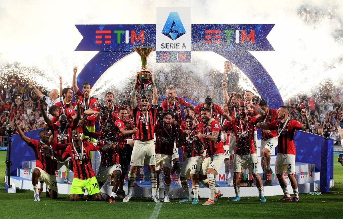 El Milan gana la Serie A de Italia 11 años después