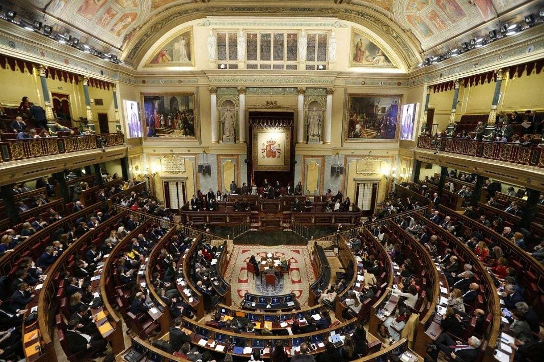 Parlamento español aprueba ley de consenso sexual