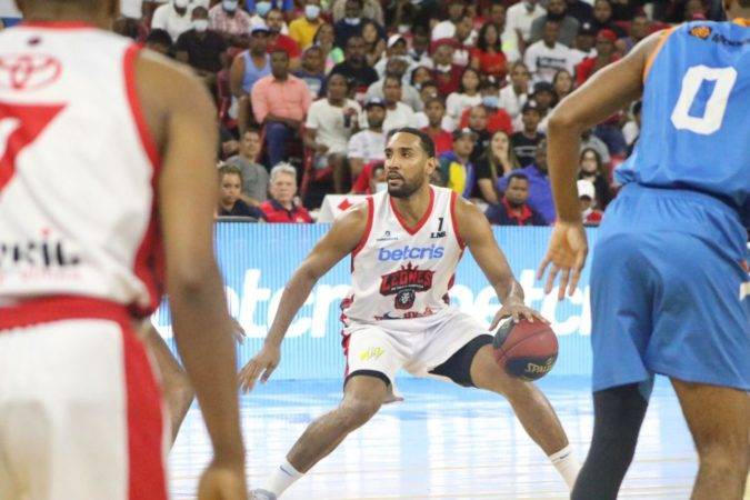 leones derrota a titanes en serie final lnb 6151bce30839c