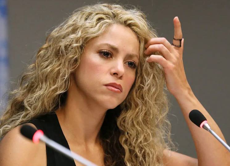 Shakira denuncia a acosador que le propuso matrimonio