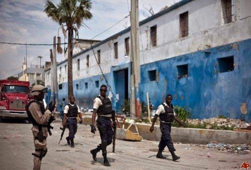 En alerta el Caribe por grupo de haitianos que escapó de cárcel en Antigua