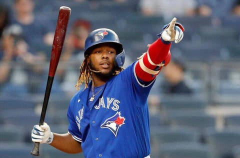 Vladimir Guerrero Jr. termina con histórica racha de triunfos de