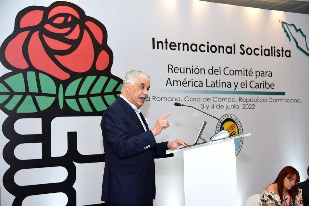 Miguel Vargas encabeza apertura reunión Comité Internacional Socialista para AL y el Caribe 