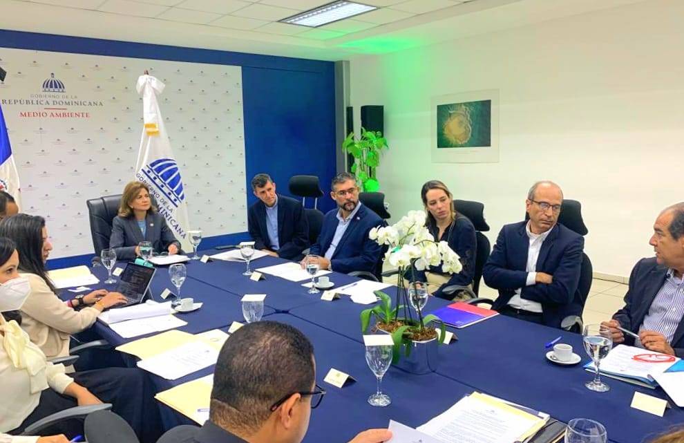 Raquel Peña coordina con viceministros continuidad gestión Orlando Jorge Mera