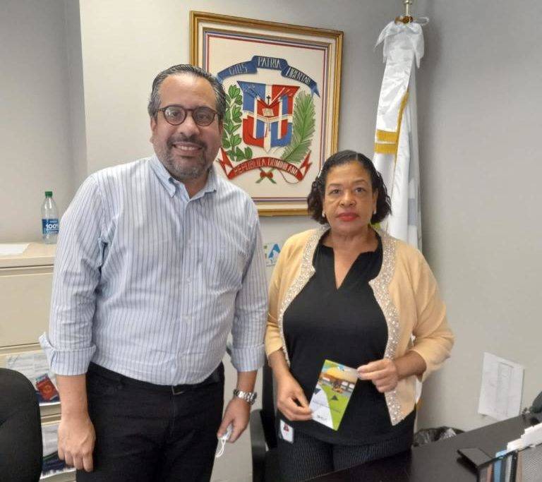 Viceministro Alberto Rodríguez valora trabajo consulado dominicano en NY