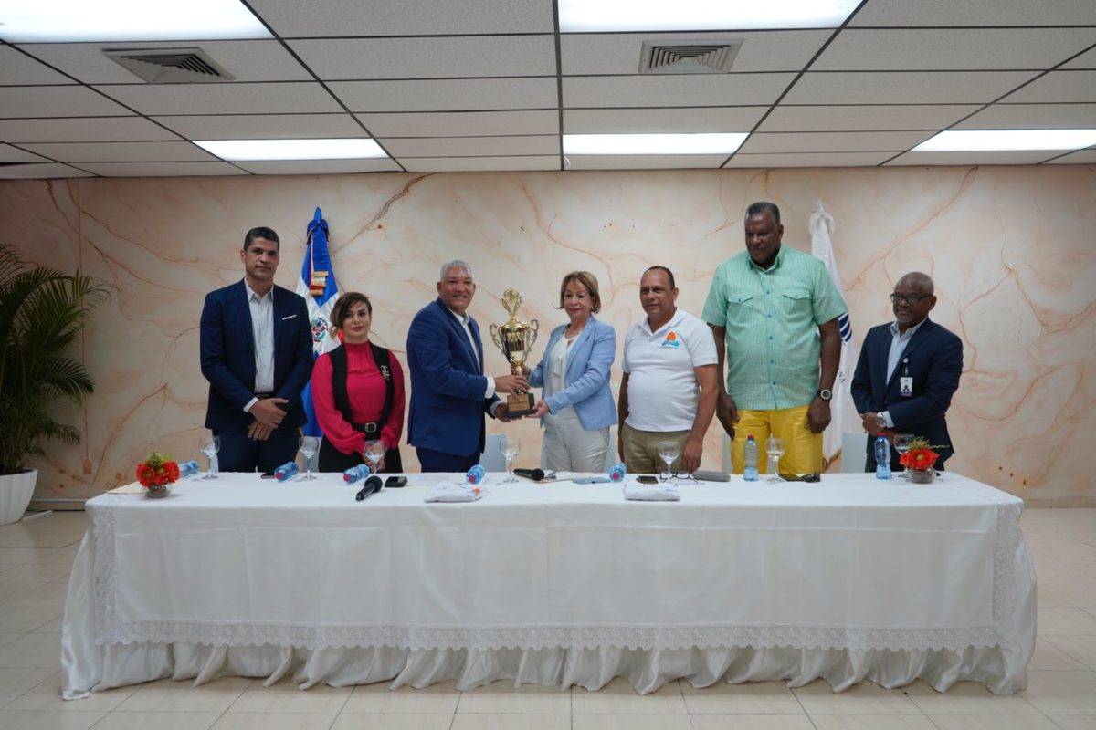 LIBASADO anuncia 2do Clásico de Baloncesto Femenino U25 dedicado a vicepresidenta Raquel Peña
