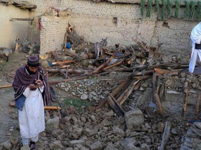 Al menos 5 muertos en un terremoto en la frontera entre Afganistán y Pakistán