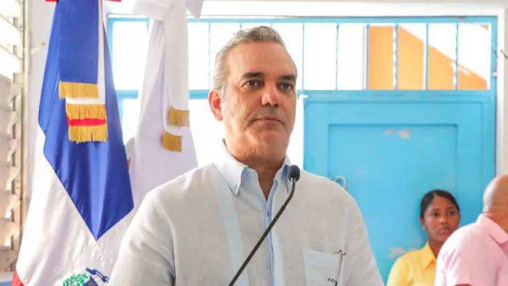Presidente Abinader visitará Samaná y Puerto Plata