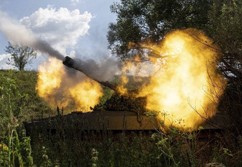 Con cohete de EEUU, Ucrania ataca puente Rusia
