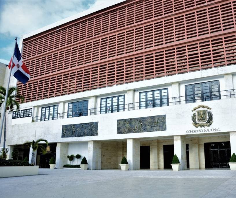Legisladores rechazan comunicado de la Embajada de Estados Unidos en RD