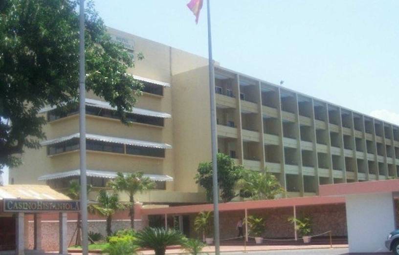 Gobierno comprará 30 solares del hotel Hispaniola para construir centro de convenciones