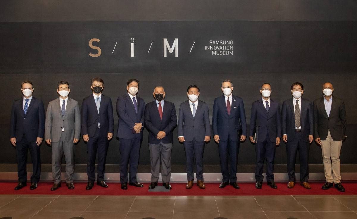 Samsung Electronics se reúne con ministros de Latinoamérica en Seúl