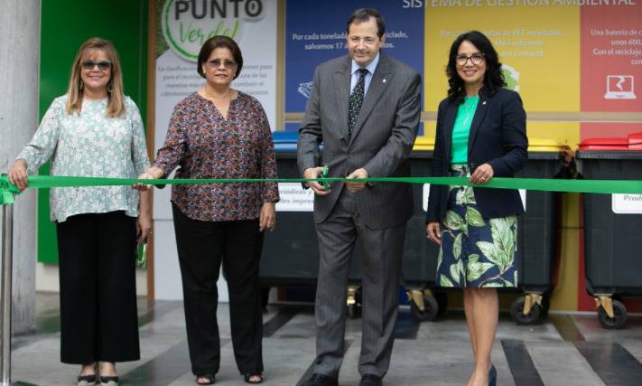 El Banco BHD promueve reciclaje en sus oficinas
