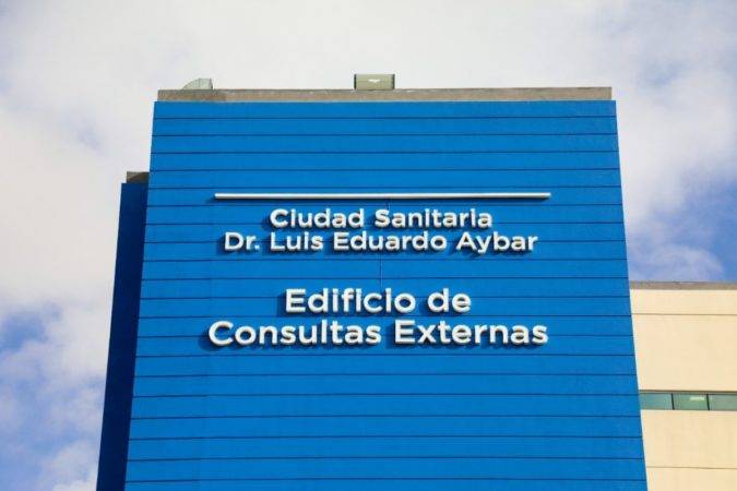 Edificio de la Ciudad Sanitaria Luis Eduardo Aybar. (Foto de archivo).