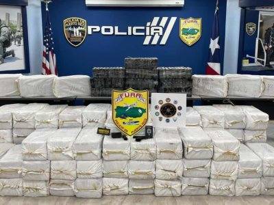 Interceptan embarcación con 250 kilos de cocaína en PR; dos dominicanos presos