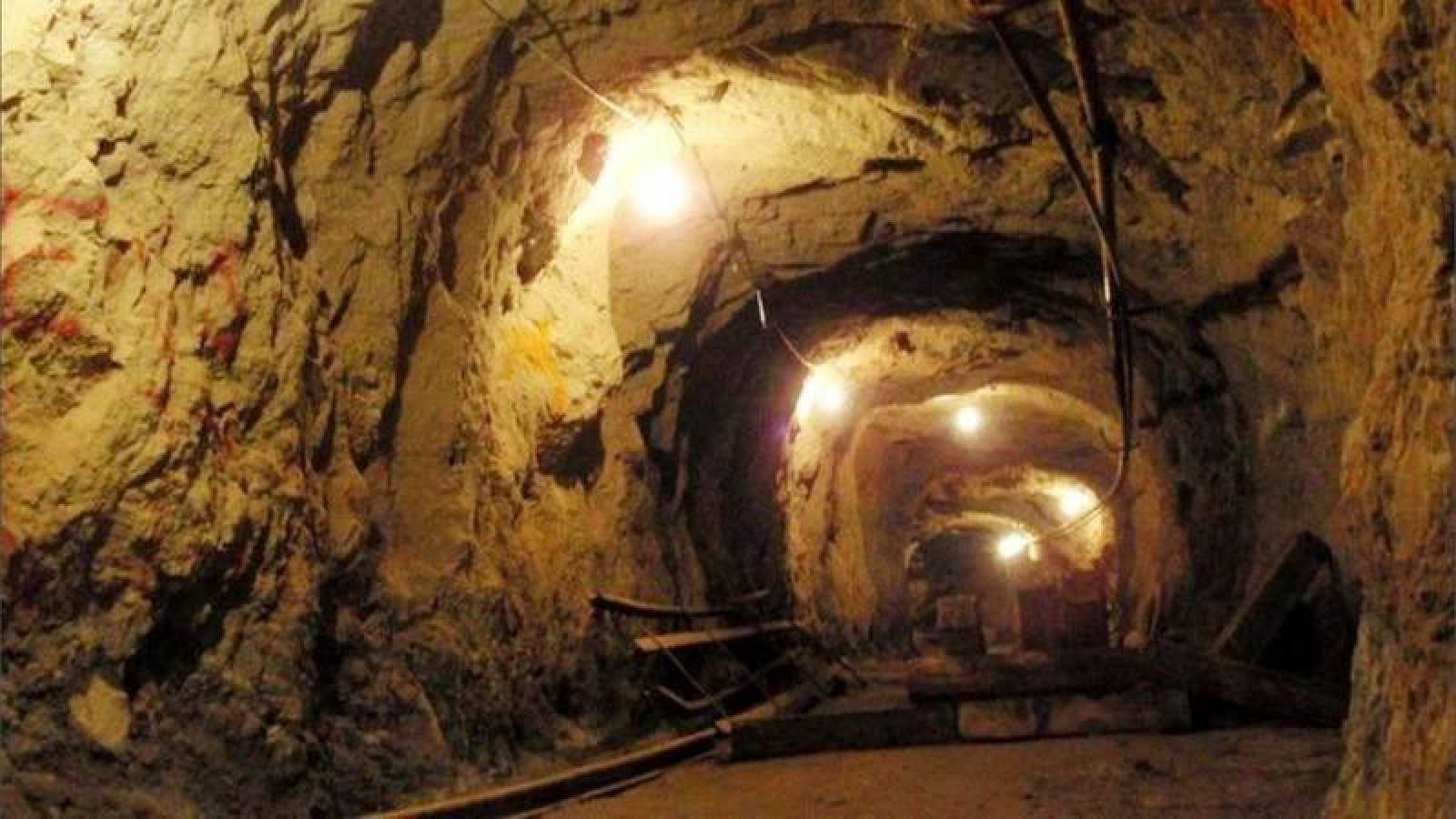 Dos personas atrapadas tras derrumbe en mina subterránea de Maimón