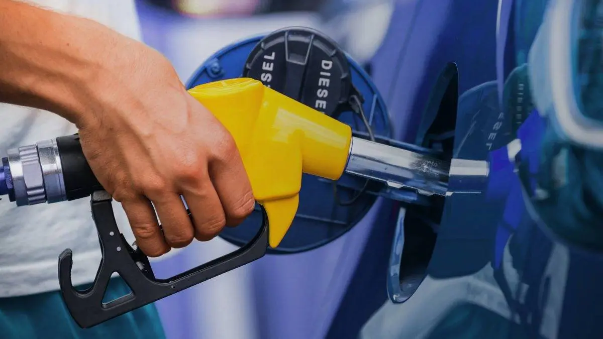 Industria y Comercio congela precios de los combustibles
