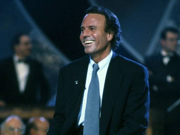 Julio Iglesias