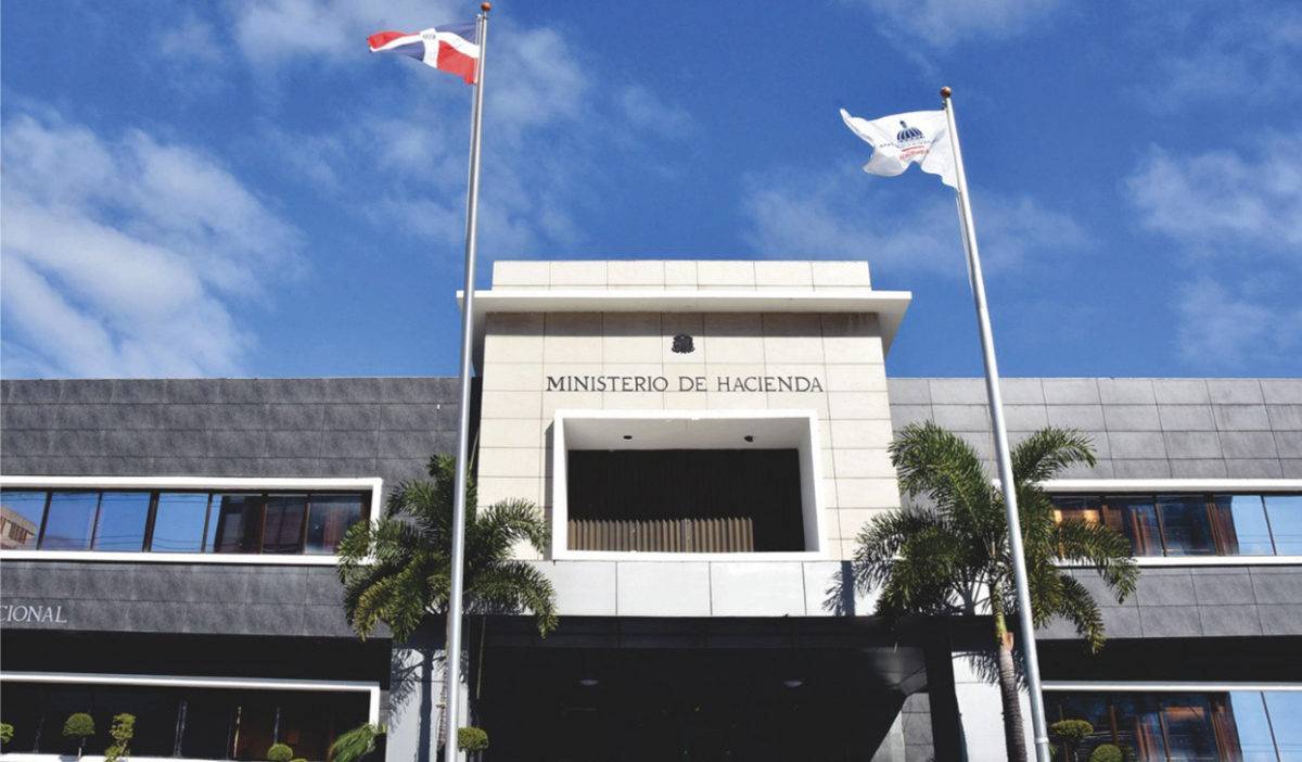 Ministerio de Hacienda extiende plazo retiro dinero Fase Banreservas