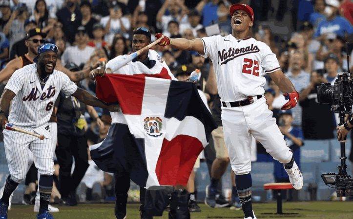 Juan Soto celebra tras ganar el Derby de Jonrones