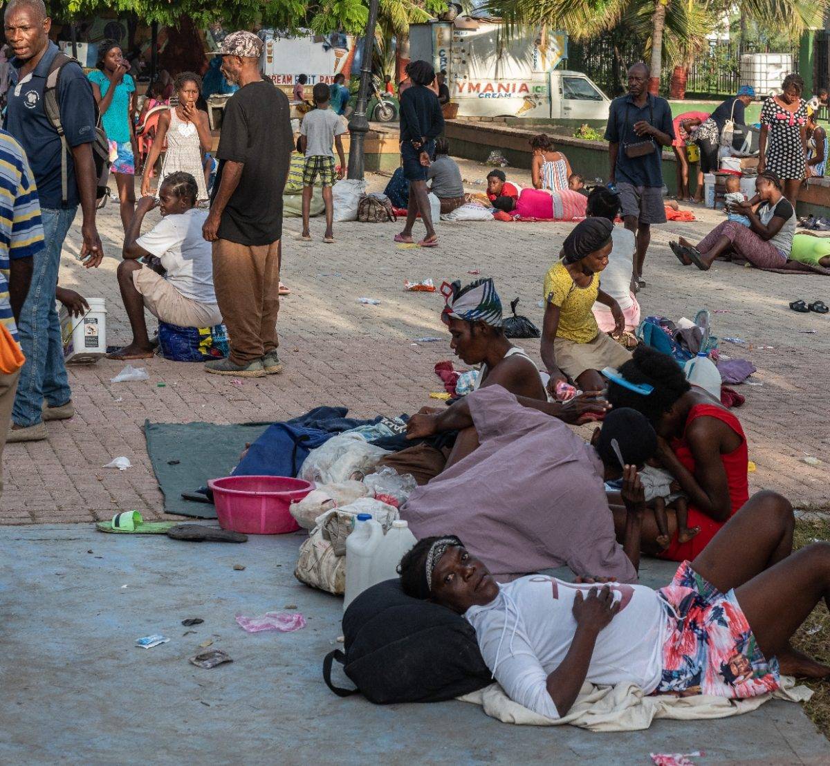 Guerra urbana en Haití se ensaña contra las personas más pobres