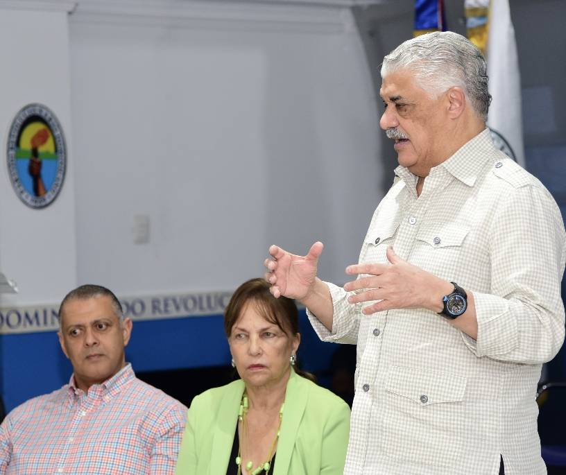 Miguel Vargas cree gobierno hace retroceder el país