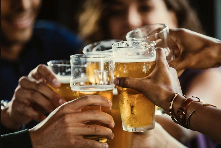 Beneficios de la cerveza y qué cantidad se recomendable consumir