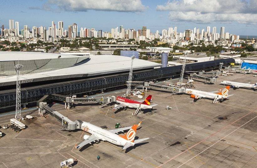 Brasil adjudica otros 15 aeropuertos y deja 92% del tráfico aéreo en privados