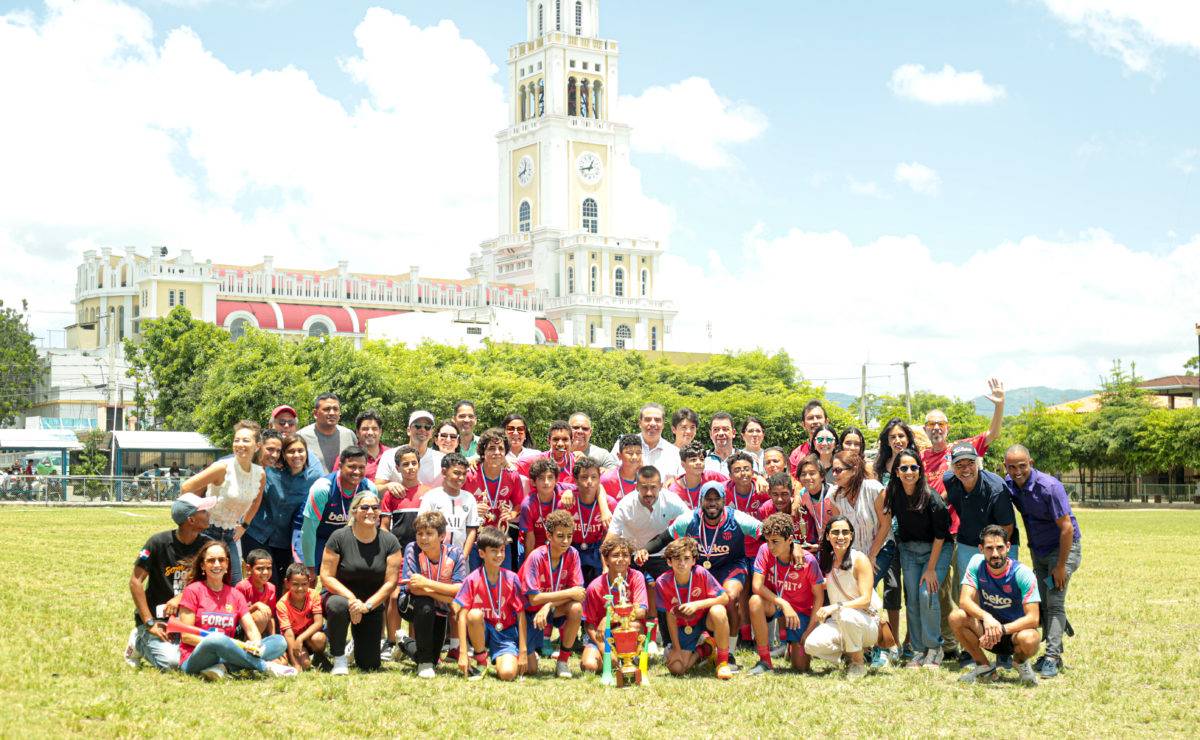 DN campeón por segundo año consecutivo del Nacional Infantil de Fútbol Padre Vicente