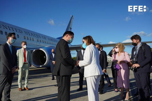Pelosi llega a Corea del Sur desde Taiwán para seguir con su gira asiática