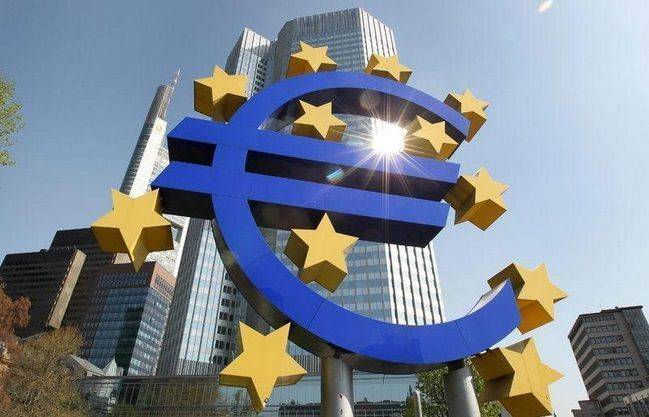 Banco Central Europeo ejecuta mayor subida de tipos de su historia
