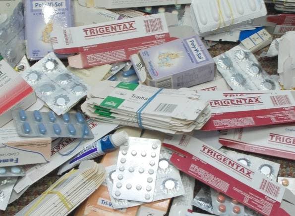 Médico alerta peligro con el uso fármacos falsos