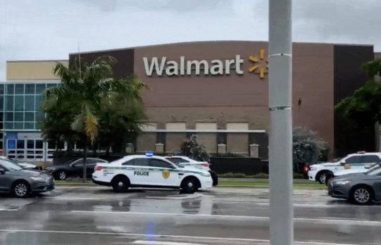 Tiroteo en Walmart de Miami deja un herido y una persona detenida