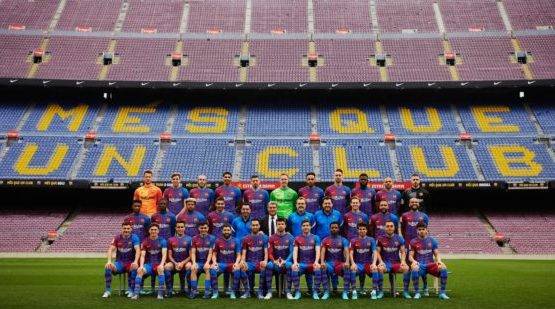 Fútbol: El Barcelona, con cinco cambios; el Elche, con siete
