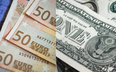 Los depósitos en moneda extranjera en el país están en dólares o euros.