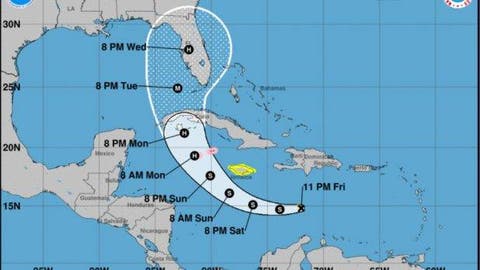 Prevén Ian se convierta en huracán mientras va hacia el oeste de Cuba