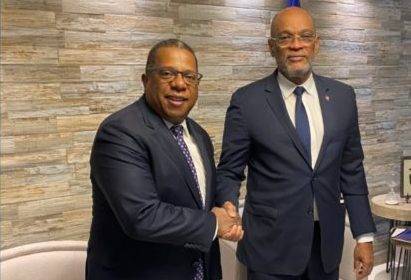 Brian A. Nichols llama a haitianos llegar acuerdo